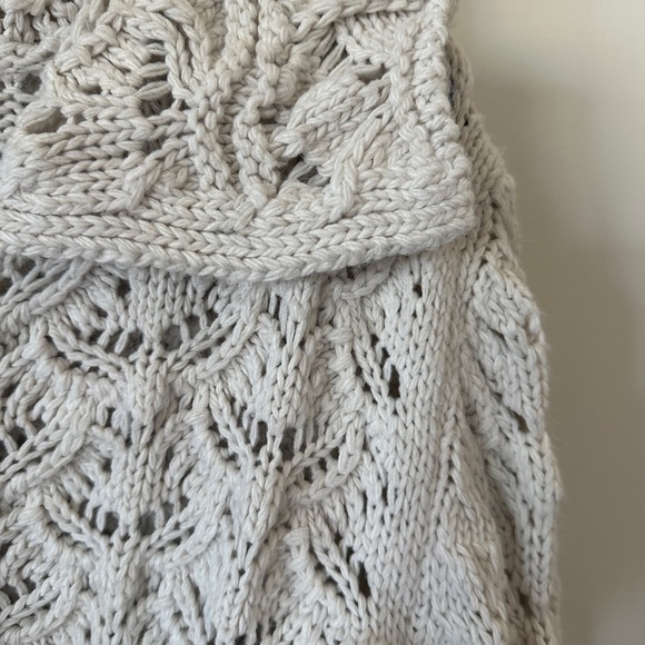 Zara sweater - Picture 7 of 12